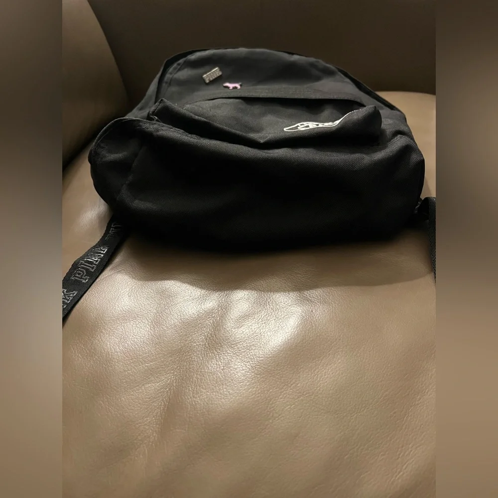 PINK 💕Victoria's Secret Black 🖤Small Backpack w/Logo & Exclusive Pins Details - Picture 3 of 16